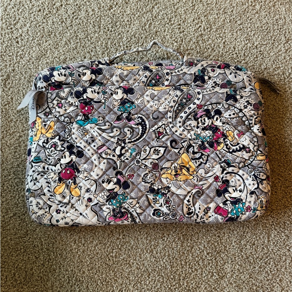 Vera Bradley Disney Laptop Bag Darling Mickey Minnie Mouse & Figaro Piccadilly